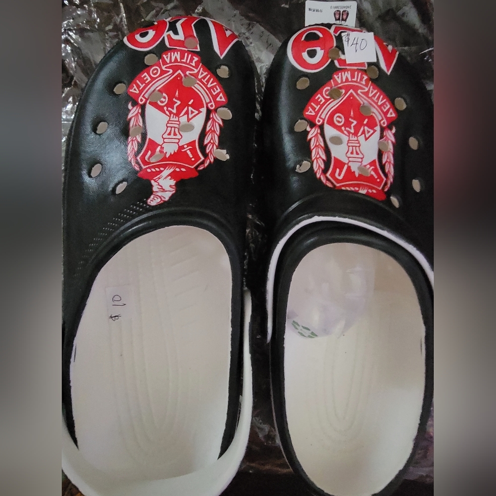 NEW Delta Sigma Theta "croc"